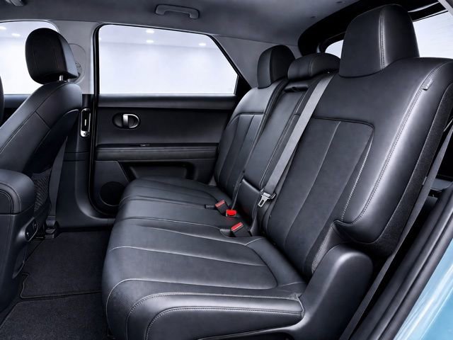 Used 2026 Hyundai Ioniq 5 SEL image 17