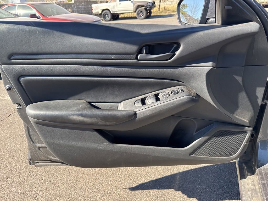 Used 2023 Nissan Altima 2.5 S image 10