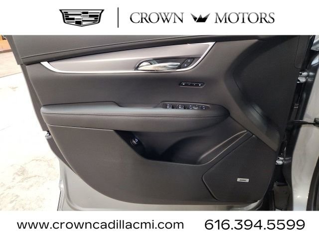 Certified 2025 Cadillac XT6 Luxury image 21
