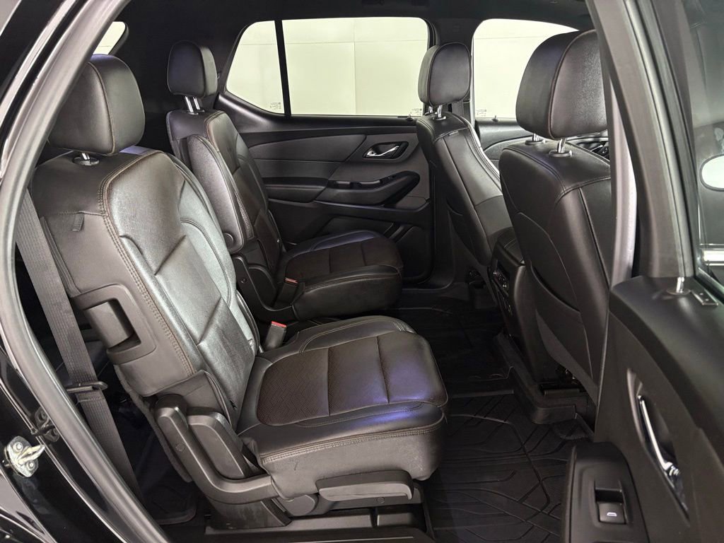 Used 2023 Chevrolet Traverse High Country w/ LPO, Floor Liner Package image 44