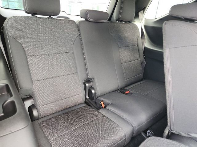 Used 2024 Chevrolet Traverse LS image 19