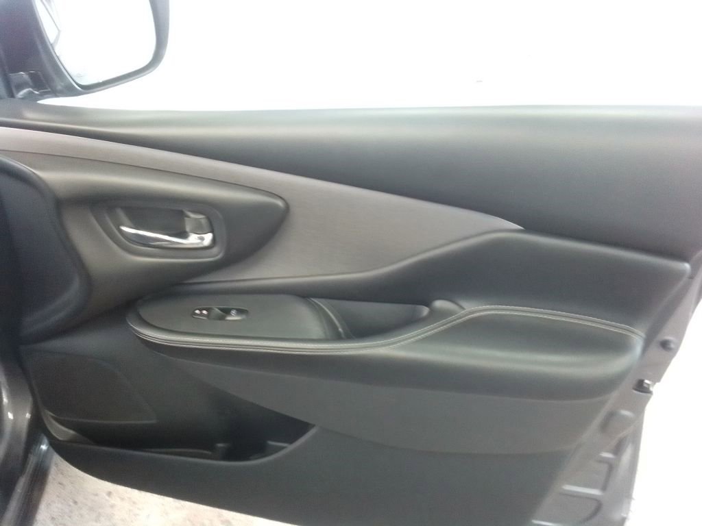 Used 2021 Nissan Murano SV image 20