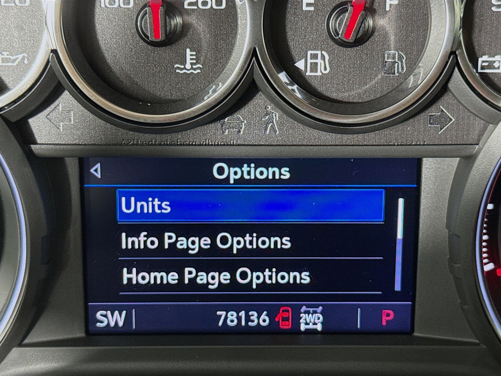 Used 2021 Chevrolet Silverado 2500 LTZ w/ LTZ Convenience Package image 15