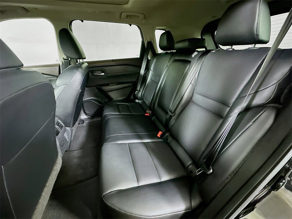 Used 2023 Nissan Rogue SV w/ SV Premium Package image 14