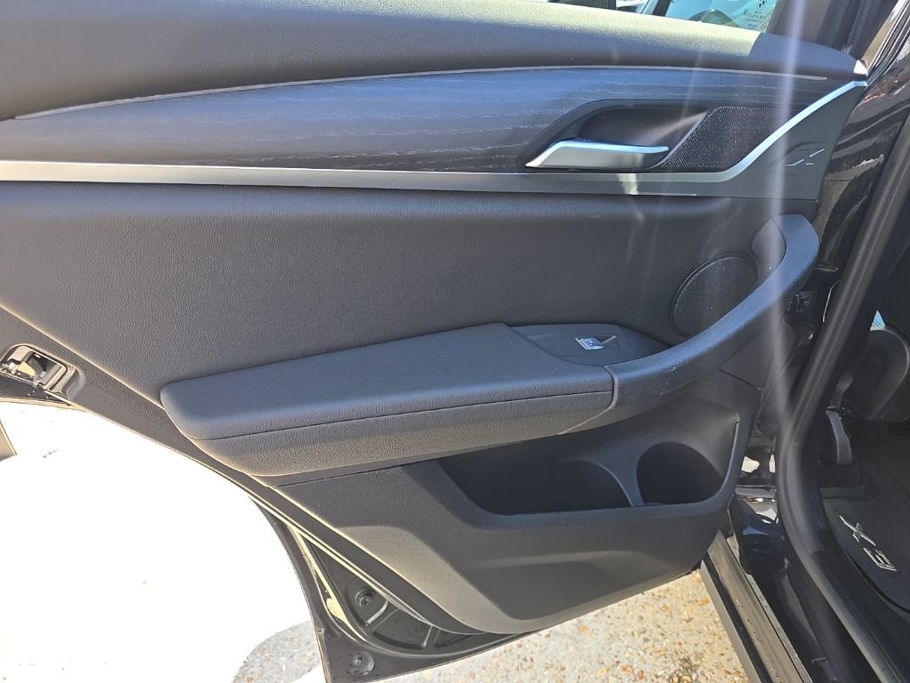 Used 2024 BMW X3 sDrive30i w/ Convenience Package image 33