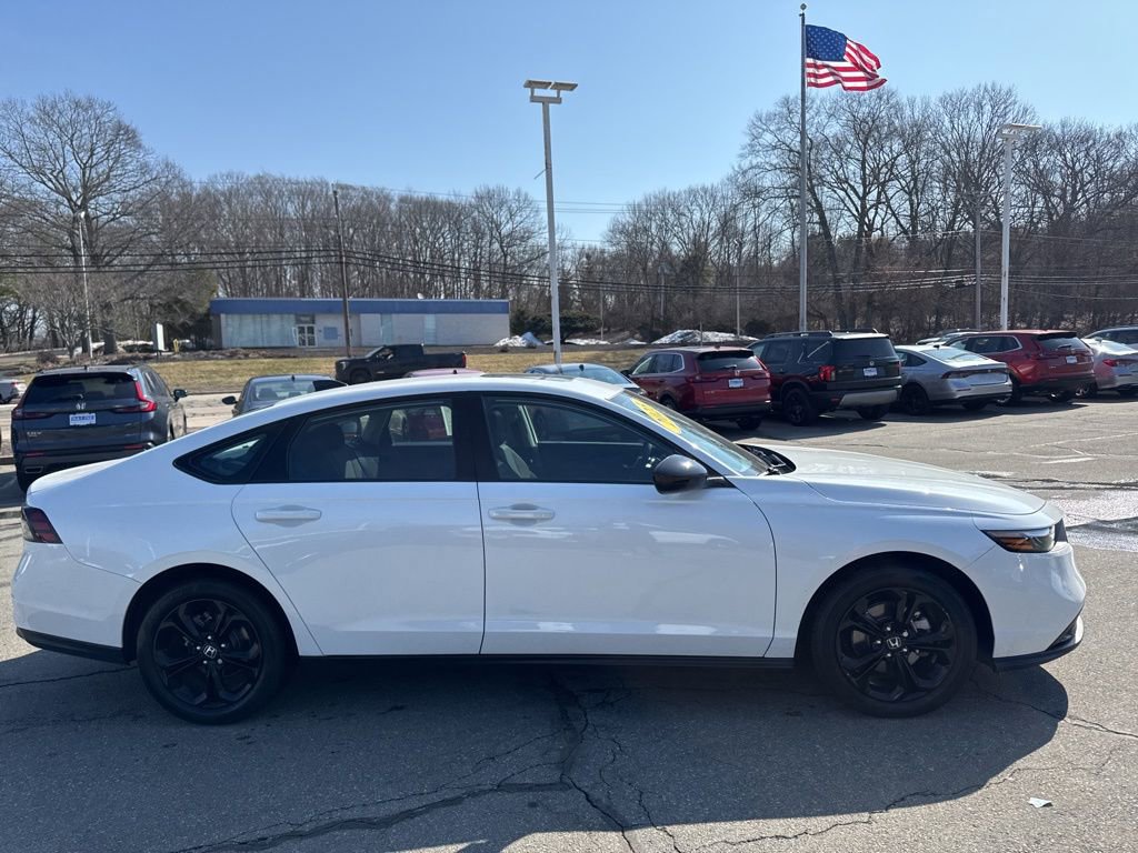 Used 2025 Honda Accord SE image 5