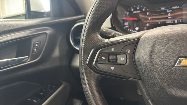 Used 2024 Chevrolet Trax LS w/ LS Convenience Package image 12