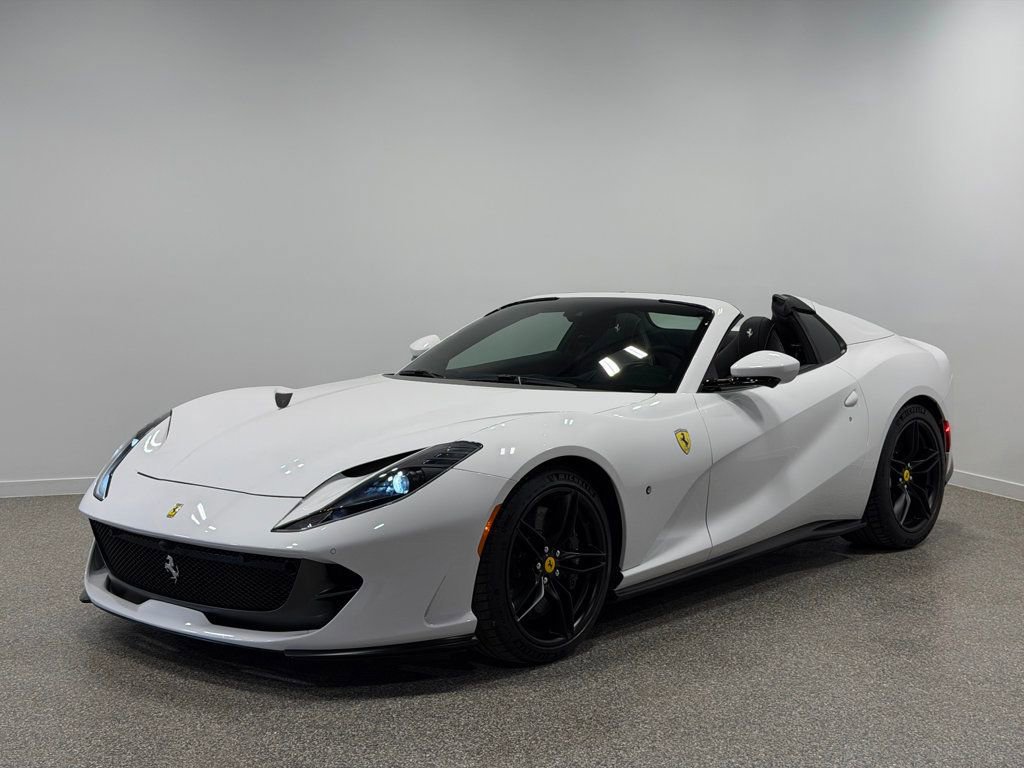 Used 2023 Ferrari 812 GTS RWD image 2