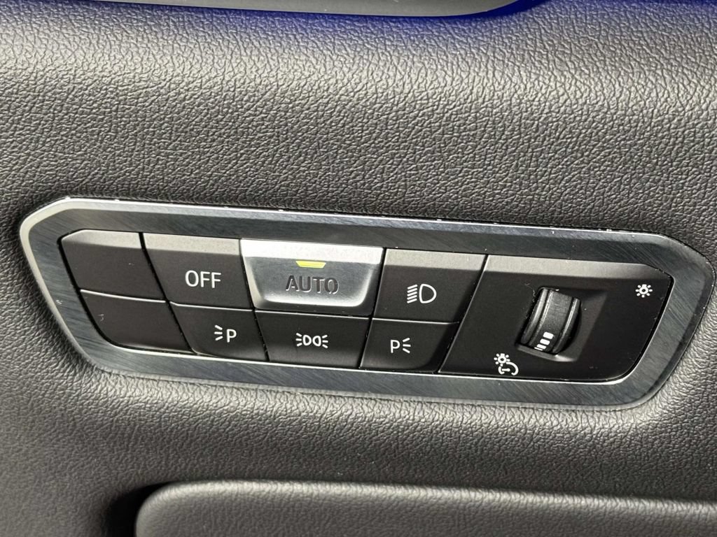 Used 2023 BMW X5 xDrive40i w/ M Sport Package AWD/4WD image 19