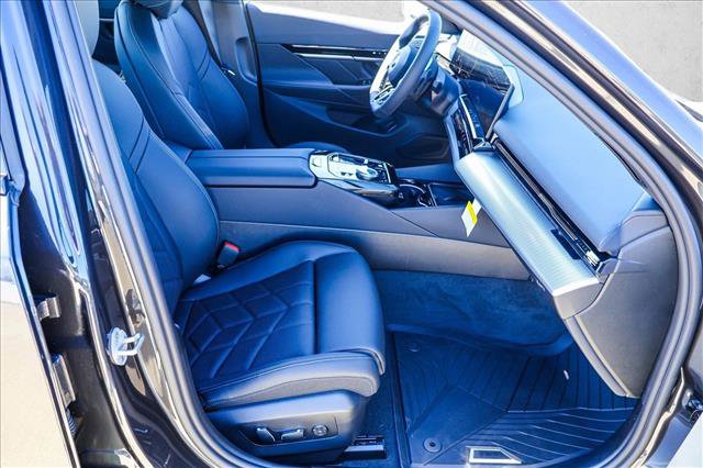 New 2026 BMW 530i xDrive image 24