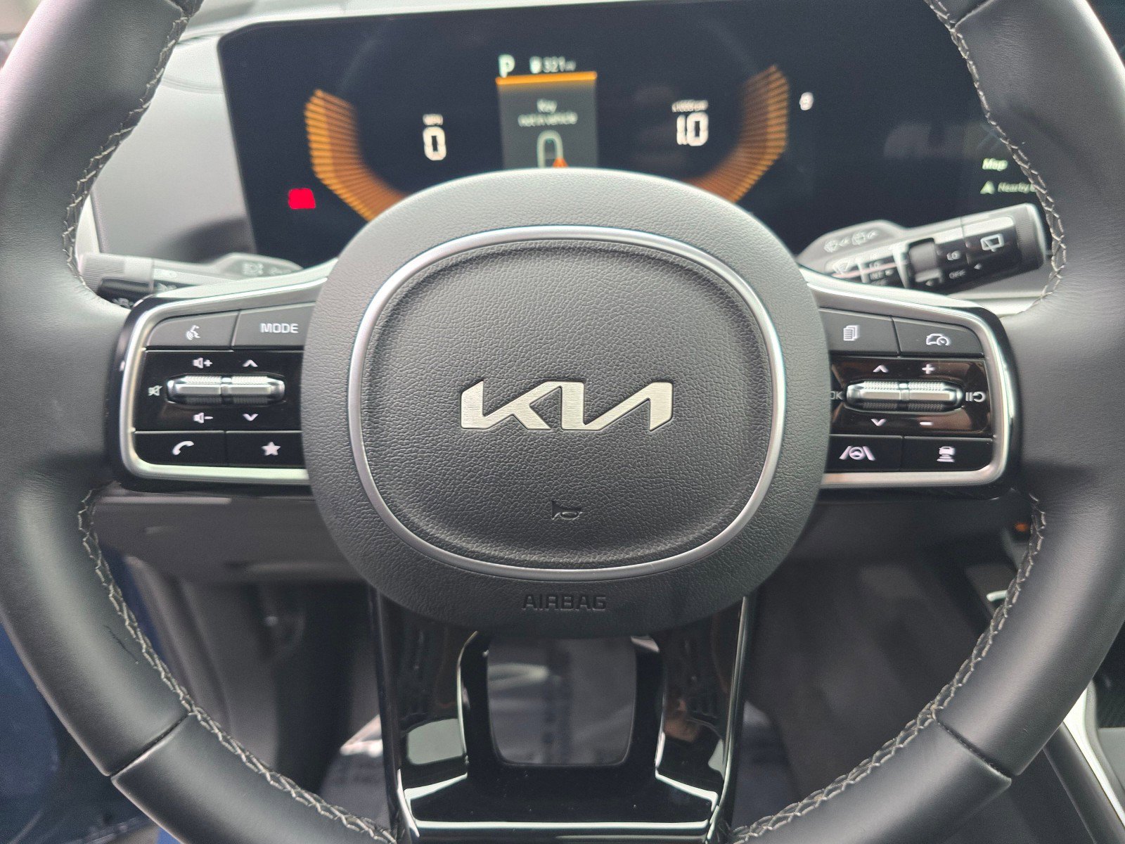 Used 2024 Kia Sorento S w/ Panoramic Sunroof Package image 27