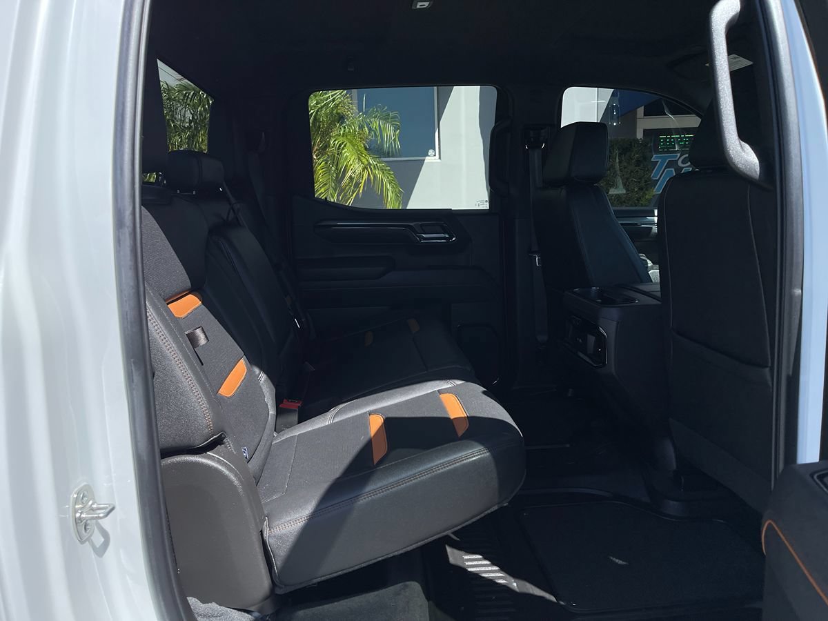 Used 2025 GMC Sierra 1500 AT4 AWD/4WD image 30
