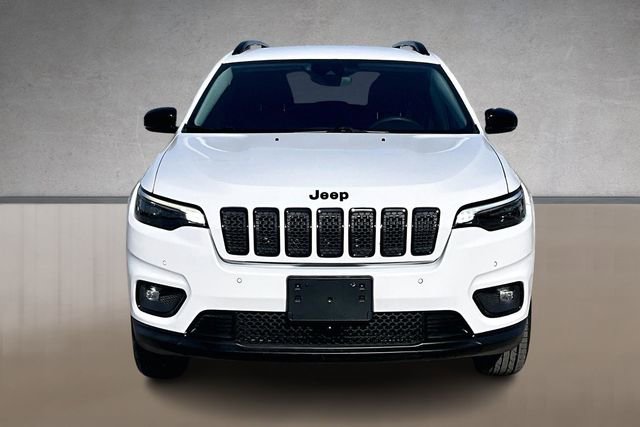 Used 2023 Jeep Cherokee Altitude Lux image 3