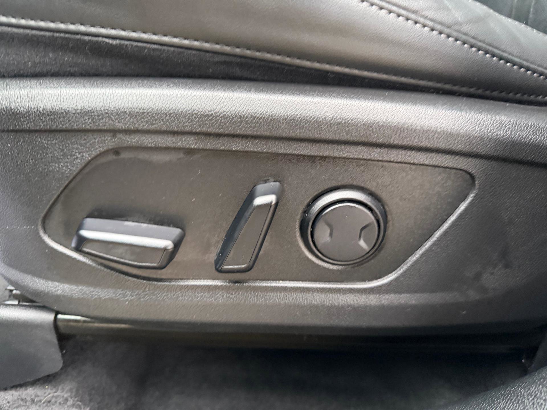 Used 2023 Kia Sorento S w/ Panoramic Sunroof Package image 27