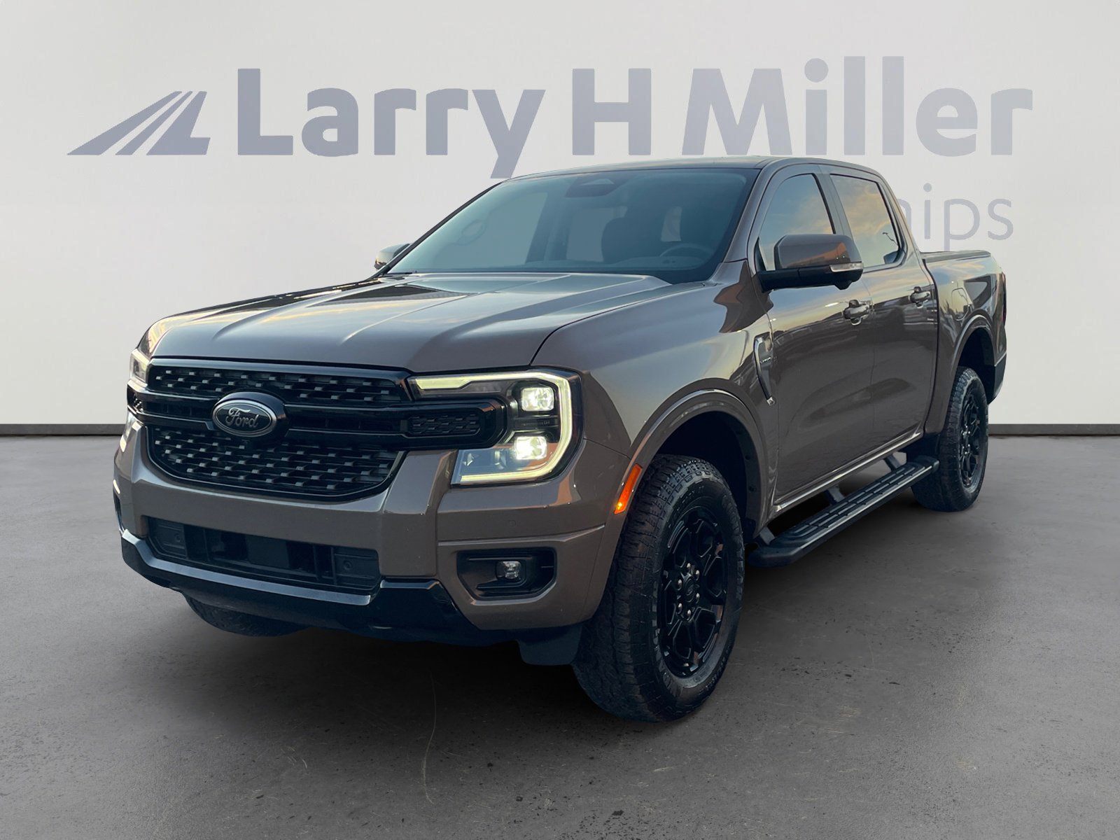 Used 2025 Ford Ranger Lariat w/ FX4 Off-Road Package AWD/4WD video 1
