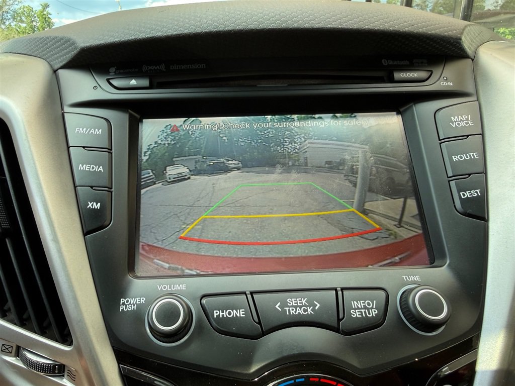 Used 2013 Hyundai Veloster w/ Tech Pkg FWD image 7