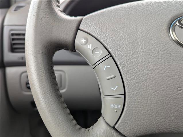 Used 2010 Toyota Sienna XLE FWD image 13