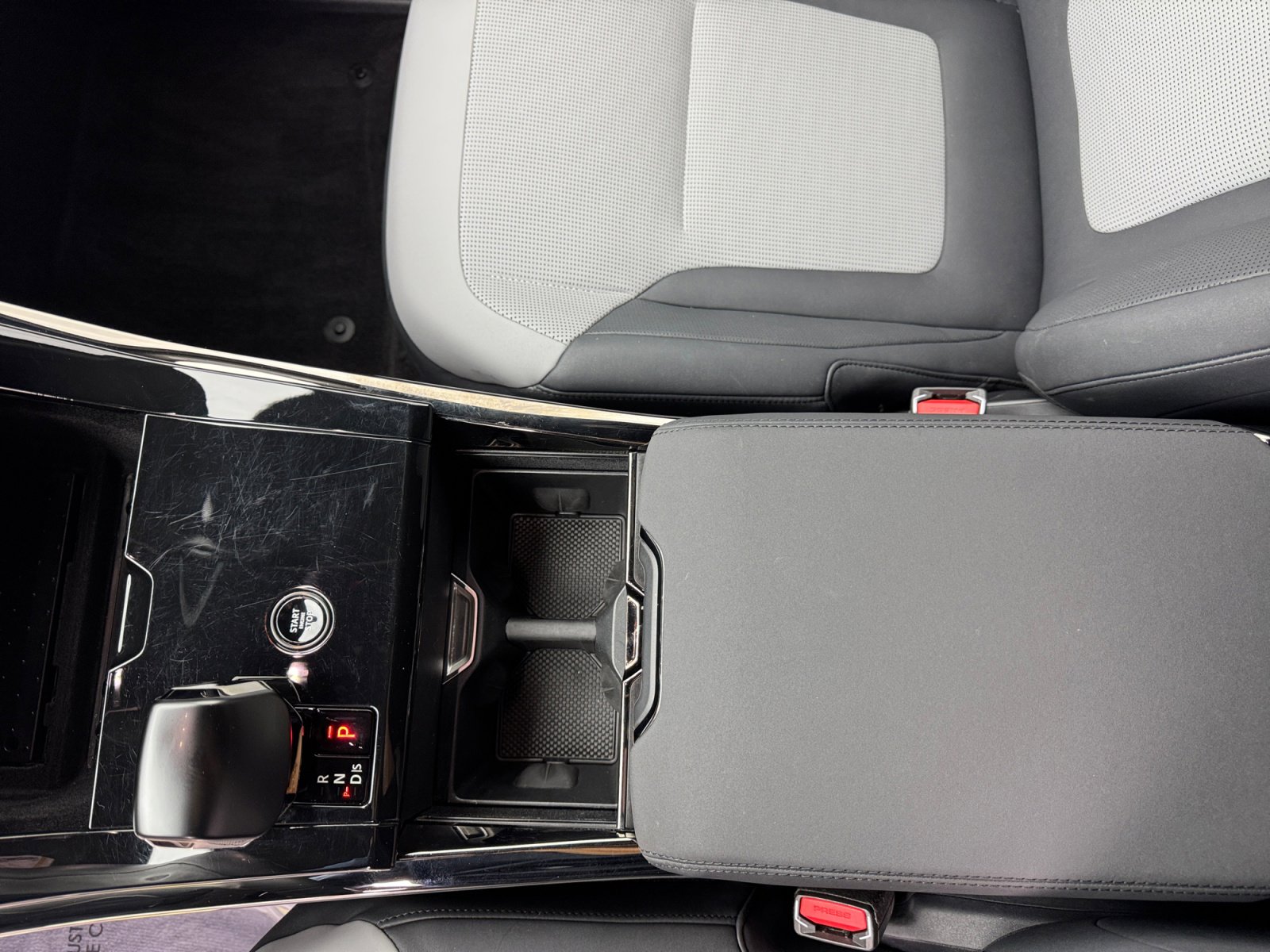 Used 2025 Land Rover Range Rover Sport SV Edition Two image 15