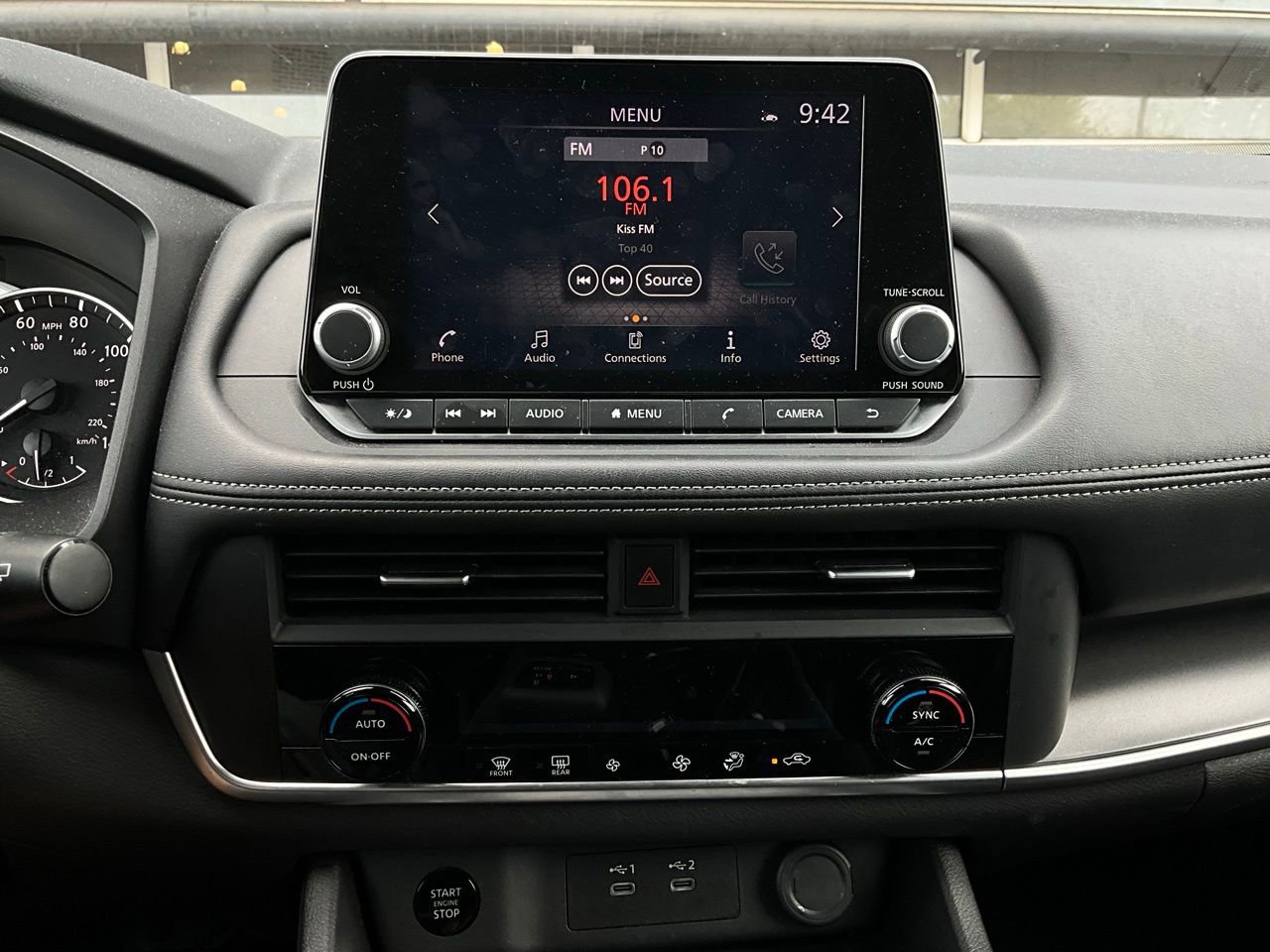 Used 2025 Nissan Rogue SV FWD image 27