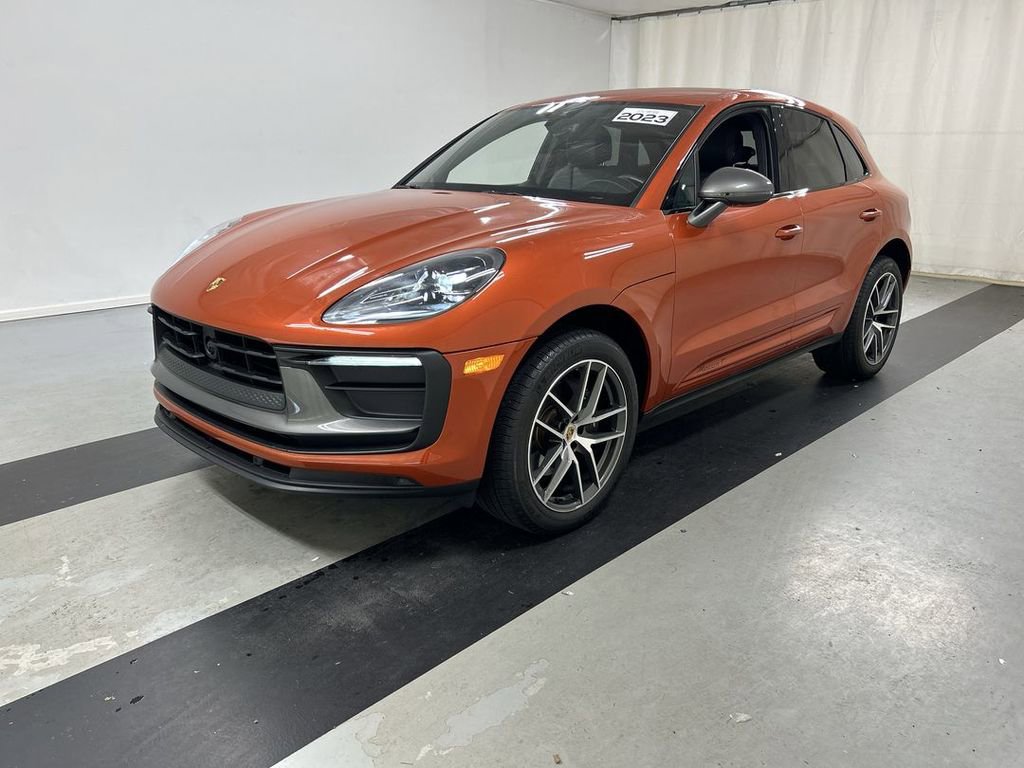 Certified 2023 Porsche Macan Turbo AWD/4WD image 5