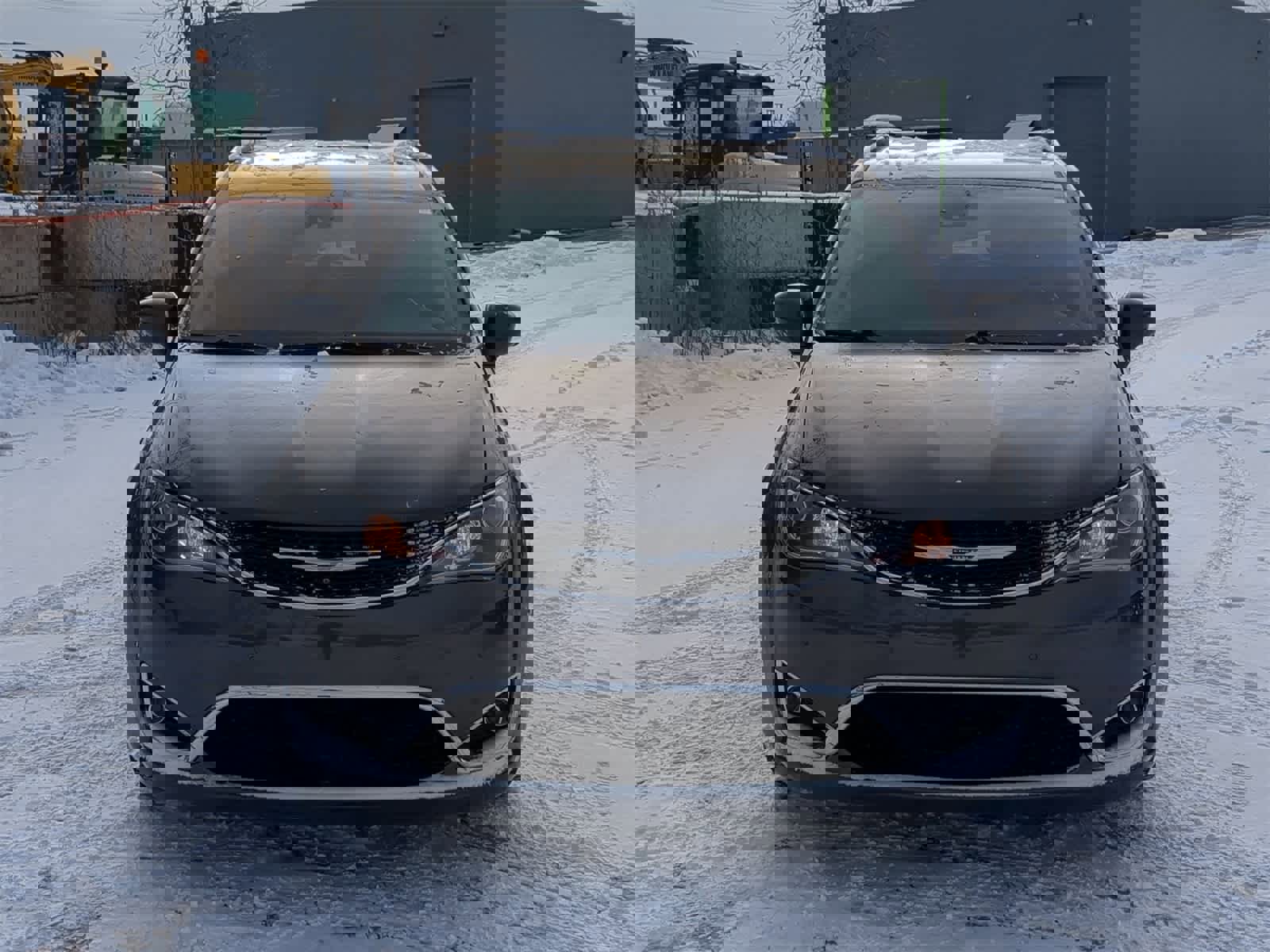 Certified 2017 Chrysler Pacifica Touring-L Plus w/ Advanced Safetytec Group image 17