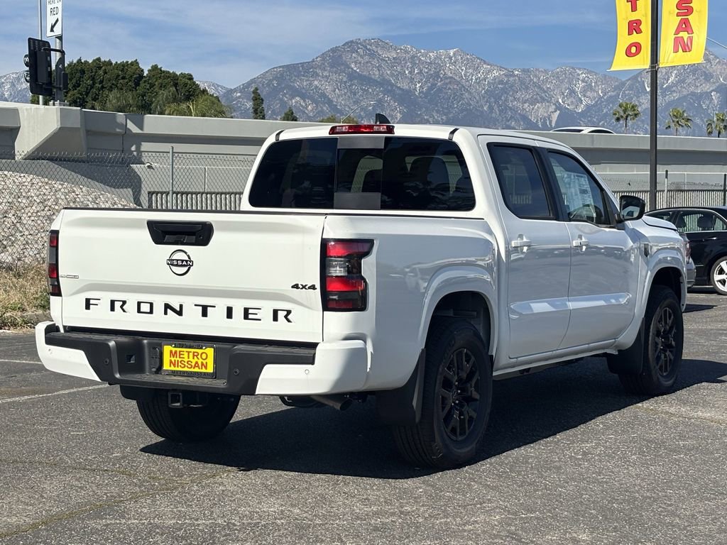 New 2026 Nissan Frontier SV w/ SV Convenience Package image 2