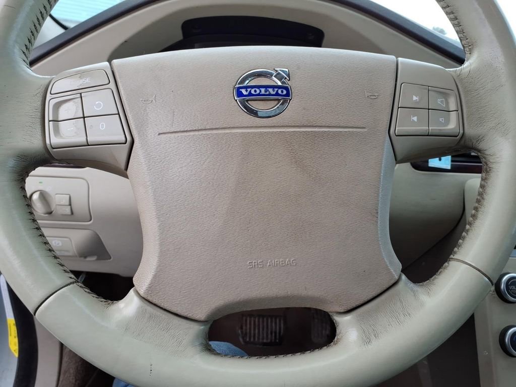 Used 2008 Volvo XC70 3.2 image 23