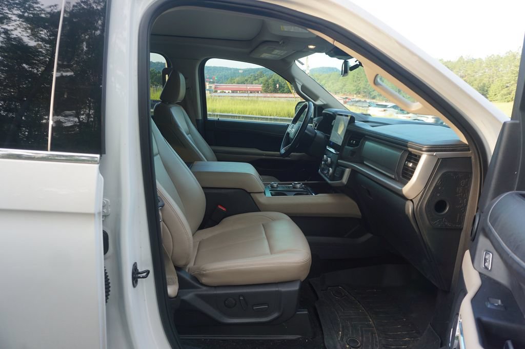 Used 2022 Ford Expedition Max XLT AWD/4WD image 19