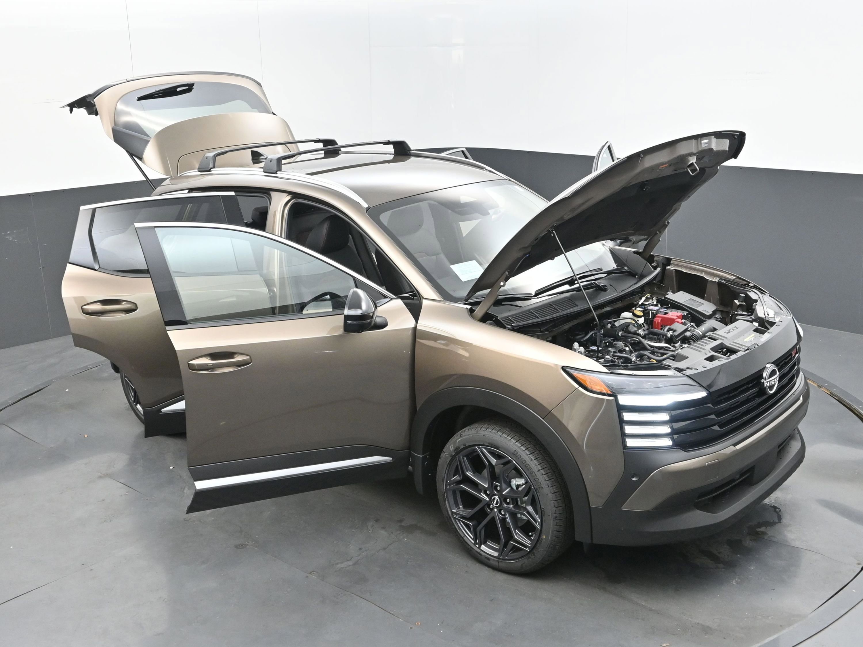 New 2026 Nissan Kicks SR image 38