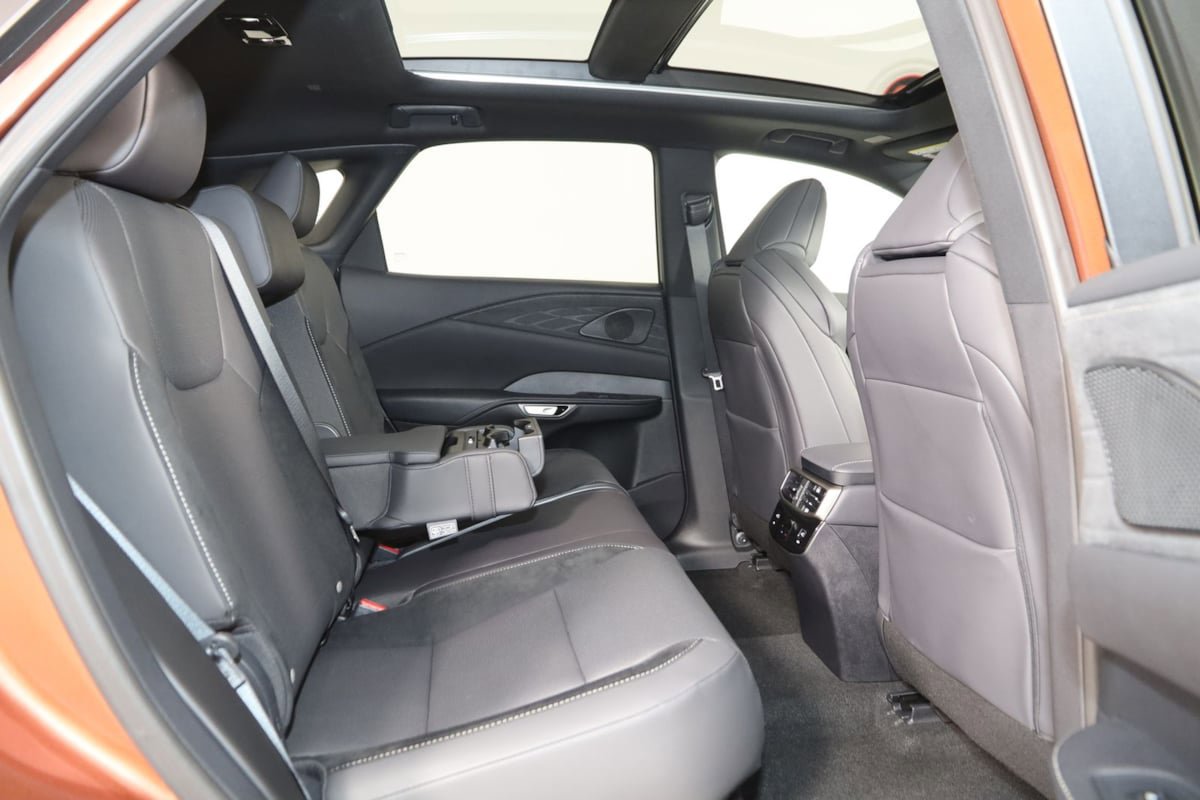 Used 2024 Lexus RX 500h F Sport w/ Convenience Package AWD/4WD image 15