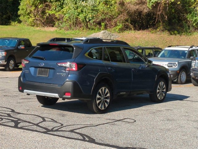 Used 2024 Subaru Outback Limited XT image 3