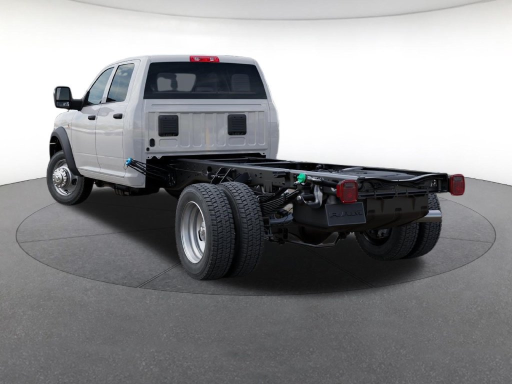 New 2026 RAM 4500 Tradesman w/ Chrome Appearance Group AWD/4WD image 3