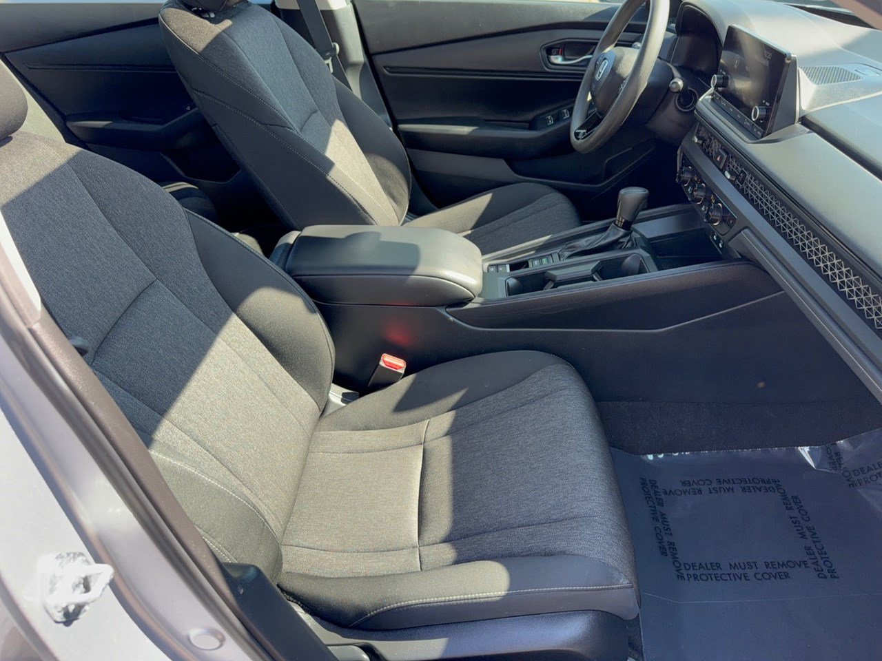 Used 2025 Honda Accord SE image 30