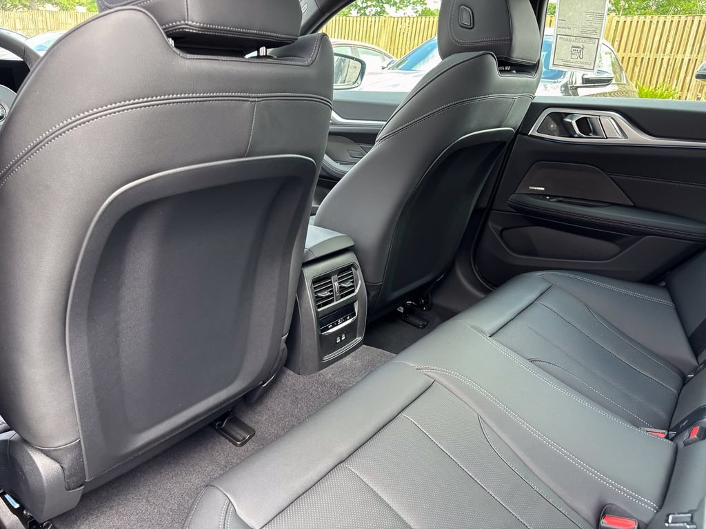 New 2026 BMW i4 xDrive40i AWD/4WD image 30