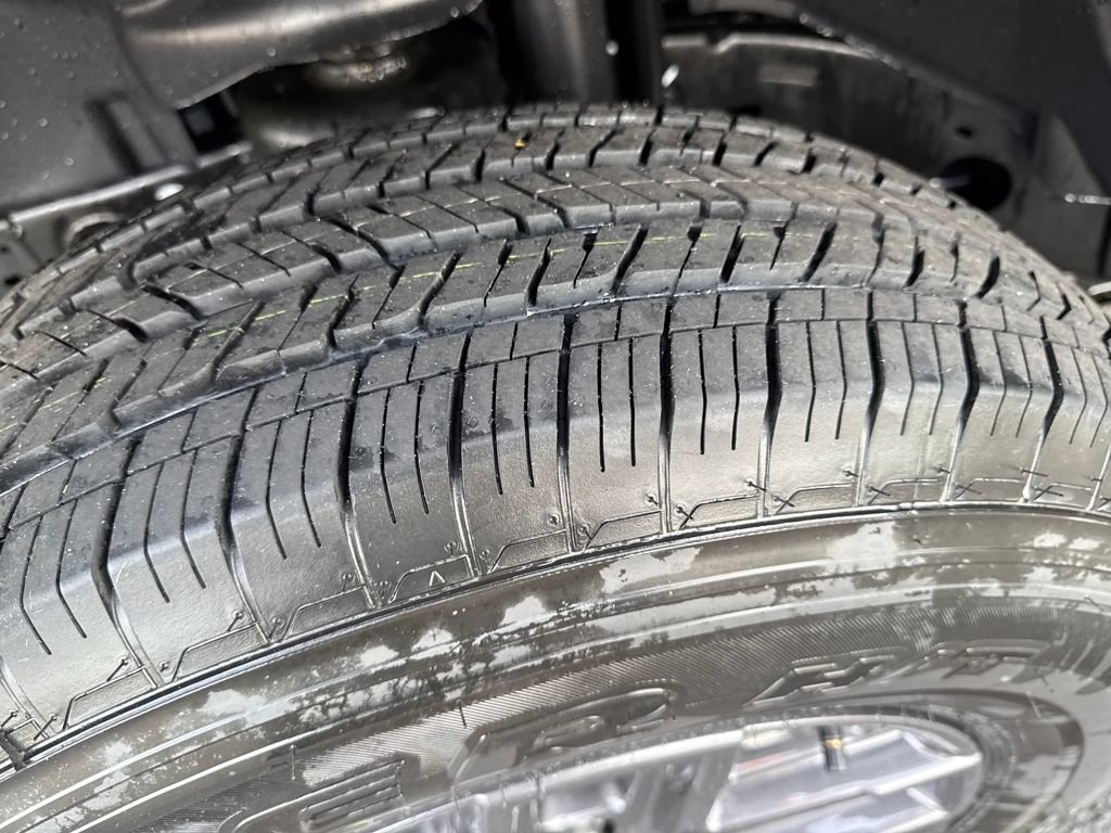 New 2025 Jeep Gladiator Sport w/ Dual Top Group image 27