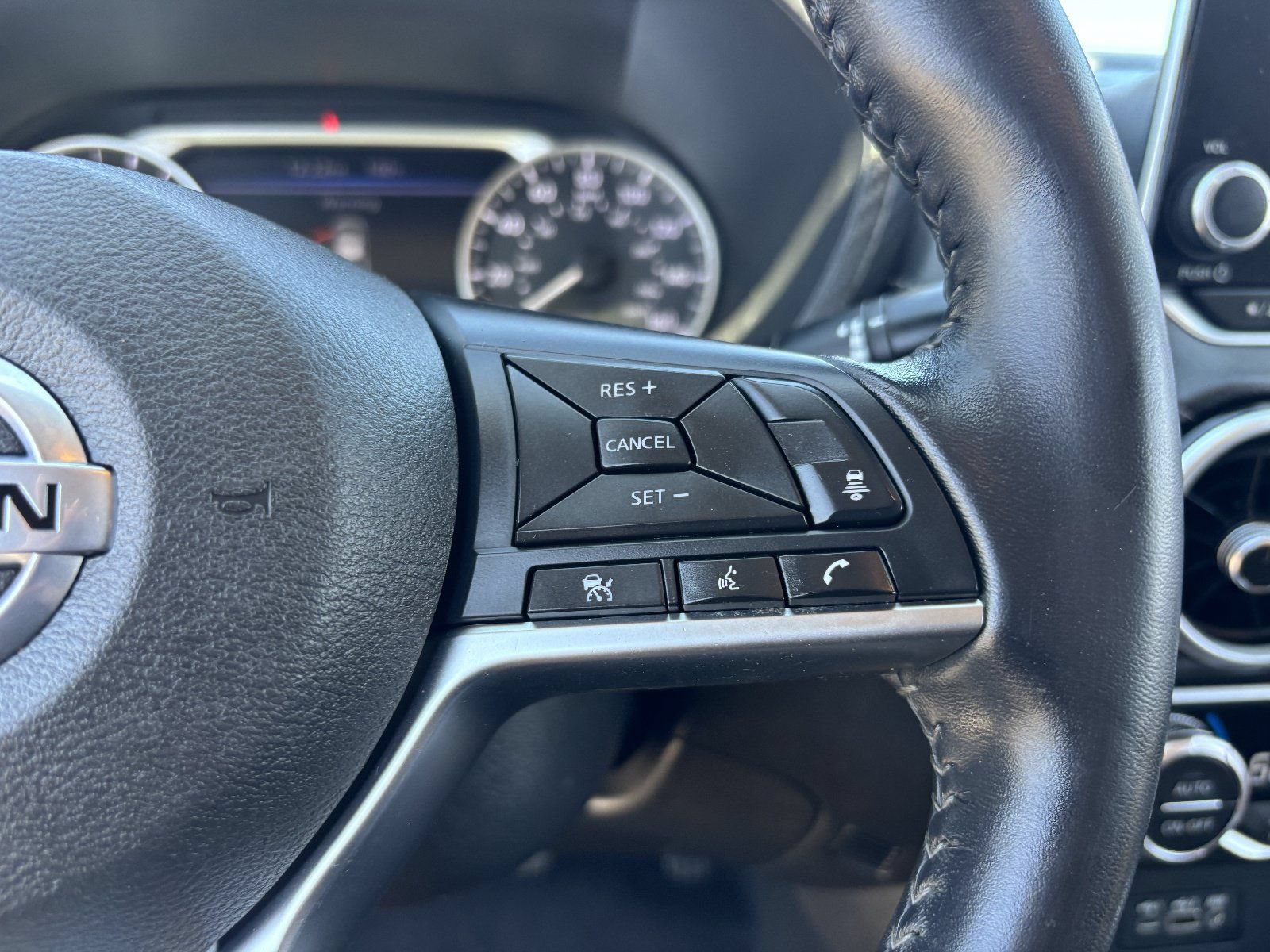 Used 2021 Nissan Sentra SV FWD image 30