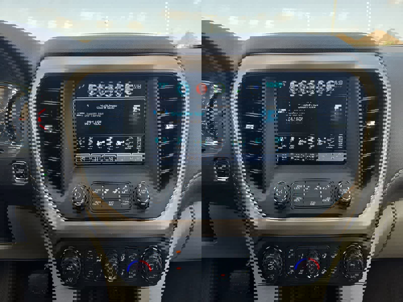 Used 2018 GMC Acadia Denali w/ Technology Package image 28