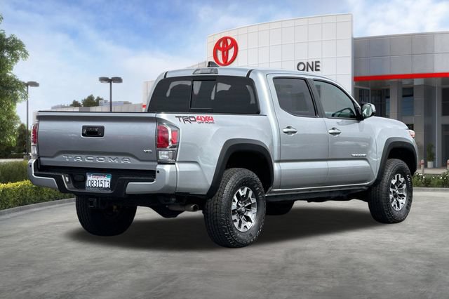 Certified 2023 Toyota Tacoma TRD Off-Road w/ Technology Package AWD/4WD image 5