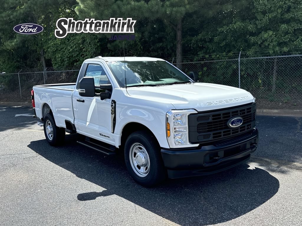 New 2025 Ford F350 XL w/ 360-Degree Camera Package
