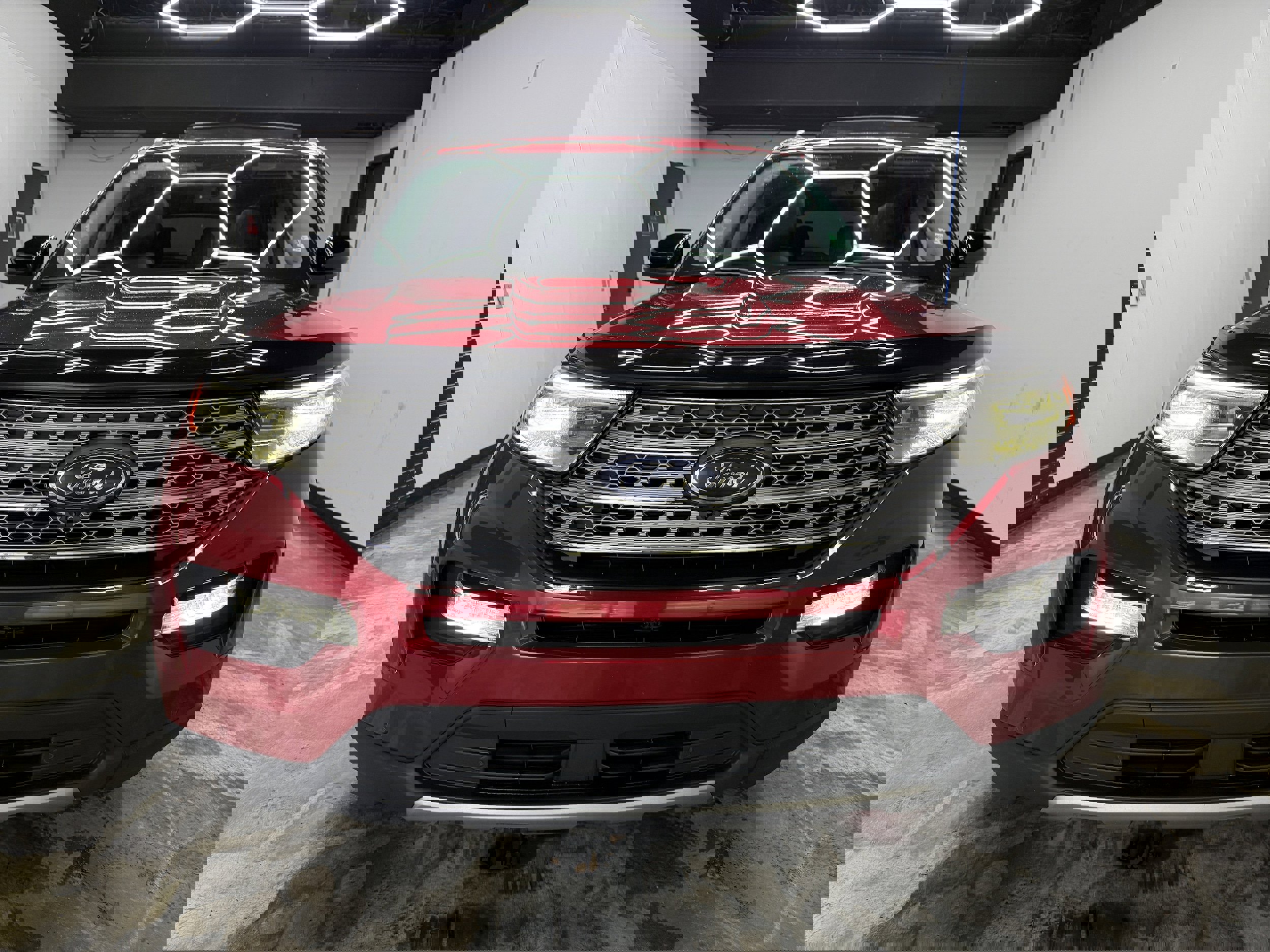 Used 2021 Ford Explorer Limited w/ Class III Trailer Tow Package image 6