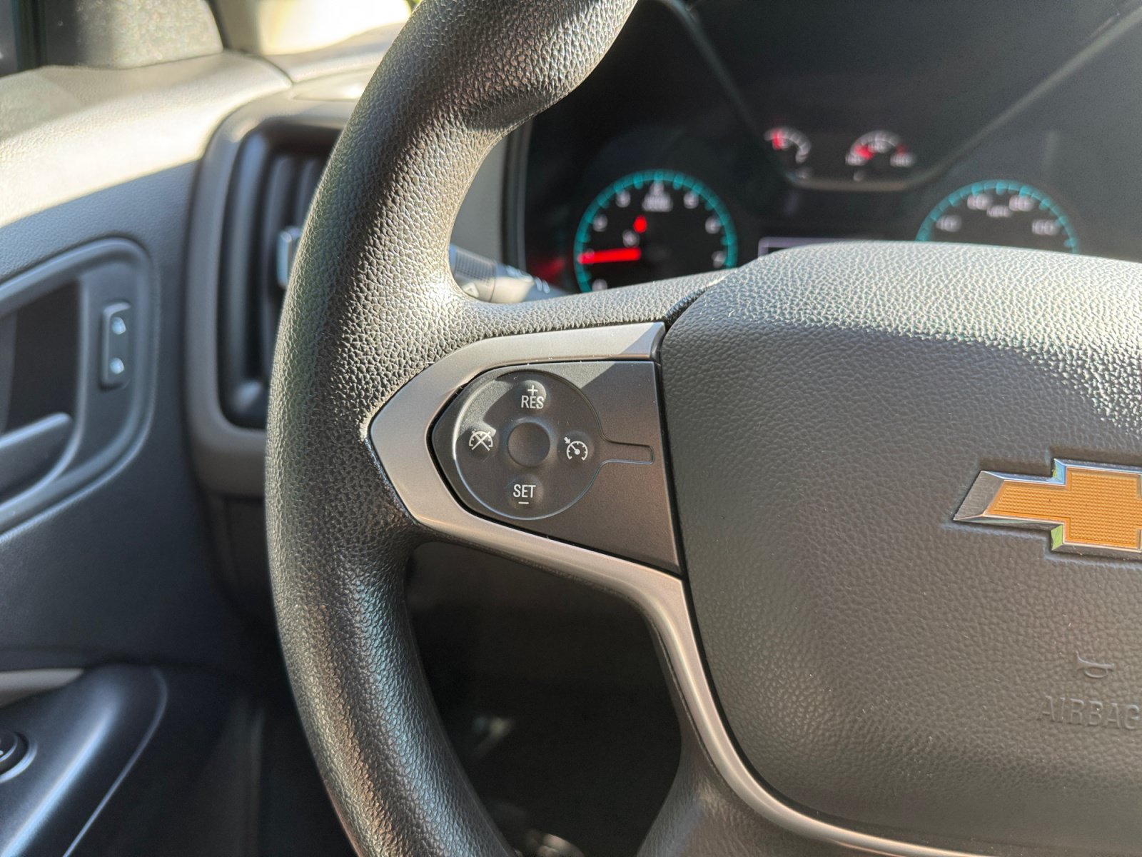 Used 2020 Chevrolet Colorado W/T w/ WT Convenience Package RWD image 22