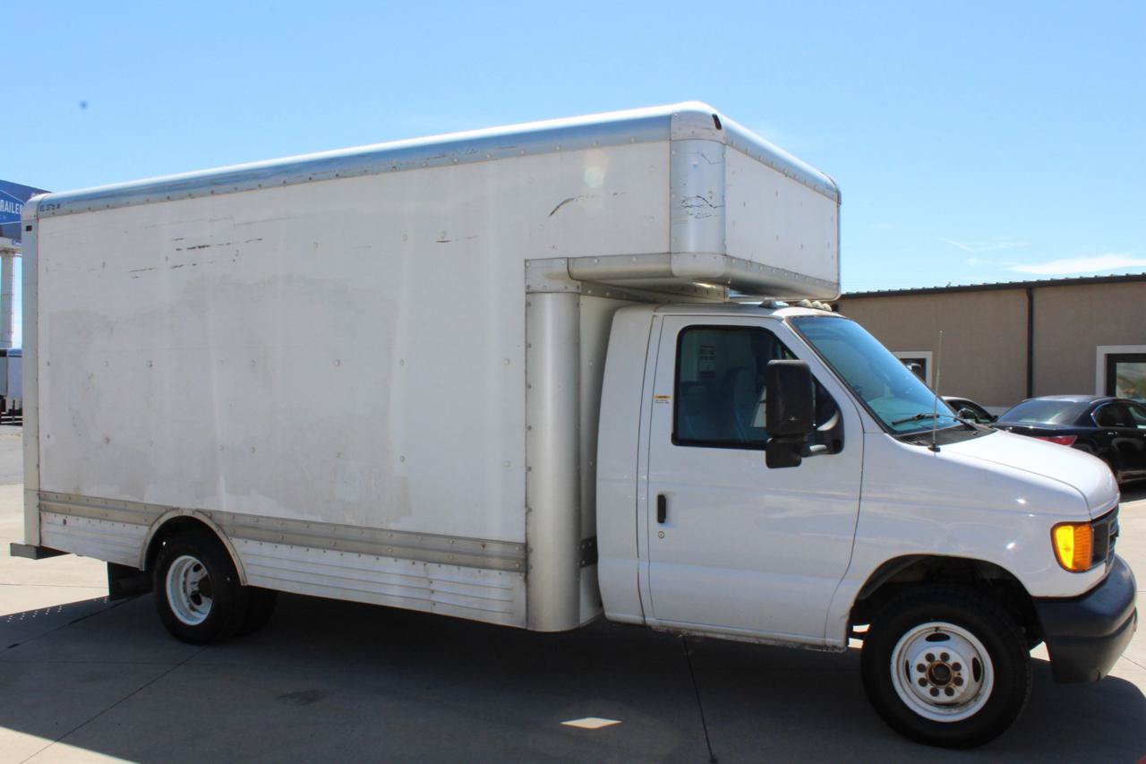 Used 2007 Ford E-450 and Econoline 450 RWD image 5