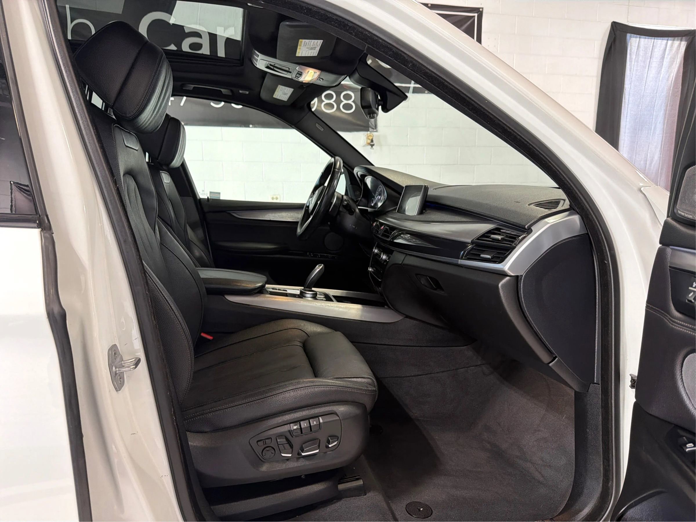 Used 2018 BMW X5 xDrive40e image 15