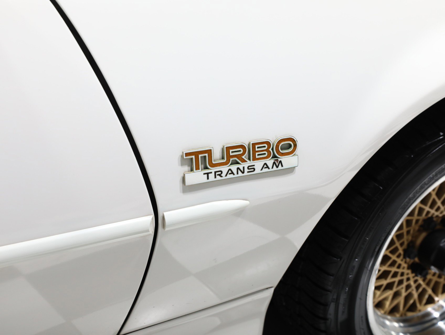 Used 1989 Pontiac Firebird Trans Am image 22