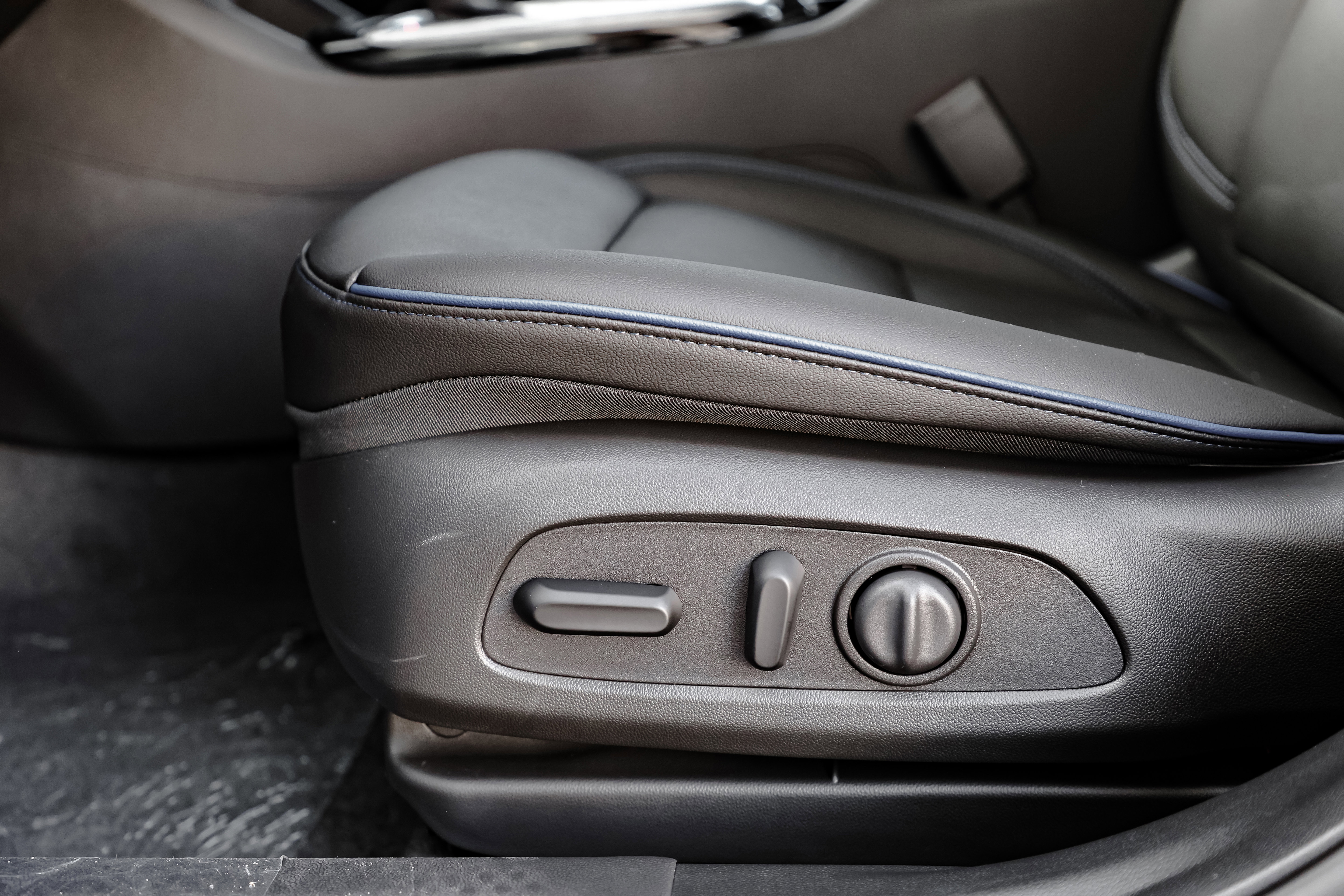 New 2025 Buick Envista Sport Touring w/ Convenience I Package image 16