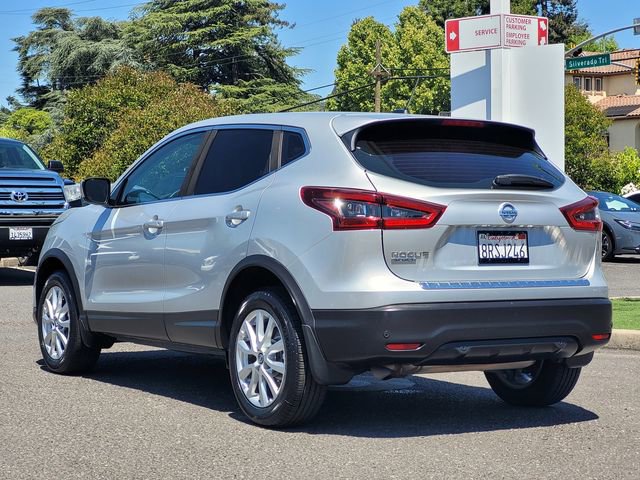 Used 2020 Nissan Rogue Sport S w/ Appearance Package FWD image 8