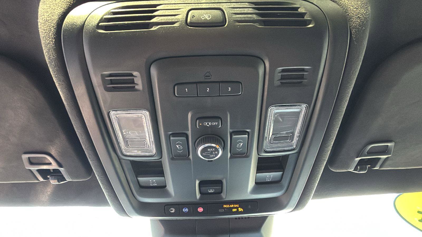 Certified 2024 Cadillac Escalade ESV Premium Luxury Platinum w/ Heavy-Duty Trailer Package image 18