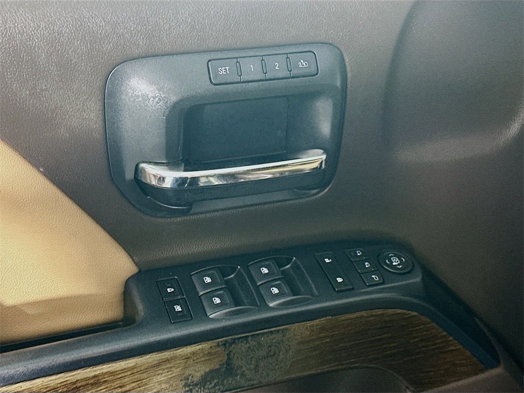 Used 2017 GMC Sierra 3500 Denali w/ Duramax Plus Package image 25