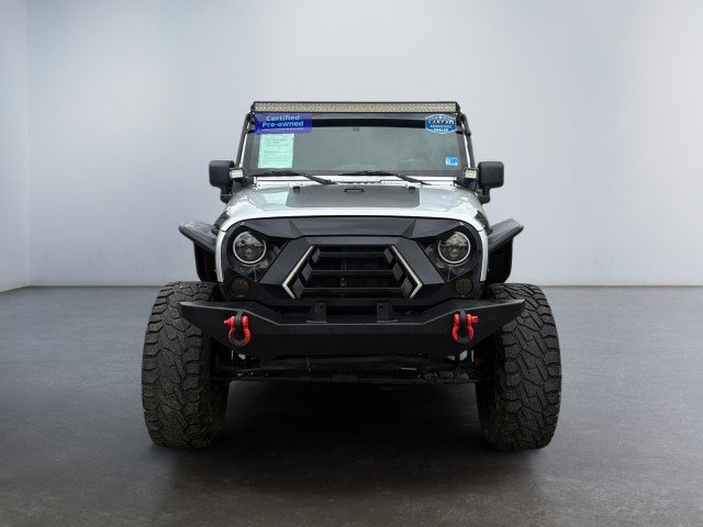 Used 2009 Jeep Wrangler Unlimited Sahara w/ Dual Top Group AWD/4WD image 10