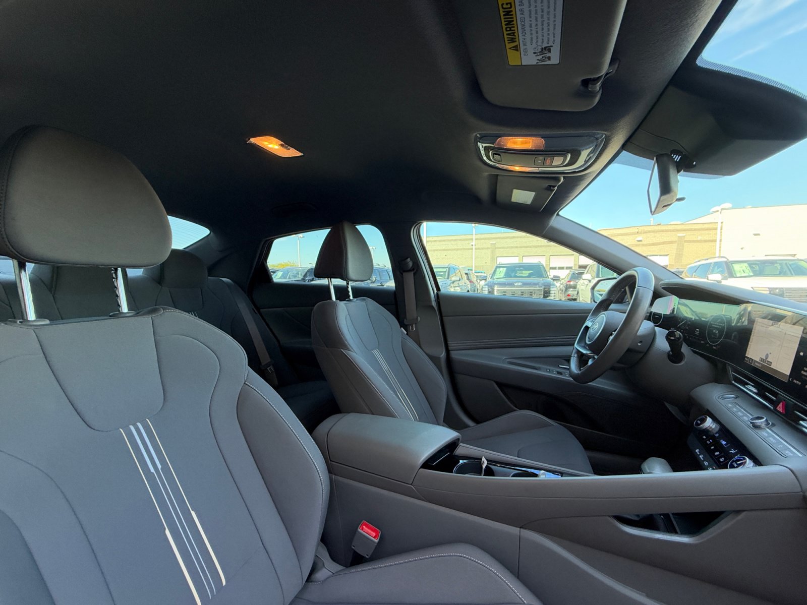 Certified 2025 Hyundai Elantra SEL FWD image 18